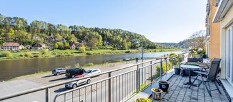 Apartment 'Ferienwohnung Elbufer 3a' with Mountain View, Private Terrace and Wi-Fi