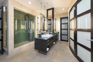 Luxury House, Multiple Beds, Pool Access, Mountain View (Beverly Crest) | Bathroom - Beverly Crest: Ultra-private BH Retreat w/ Infinity Pool & Skyline Vistas (Beverly Hills)