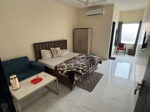 Room - Sundervan Resort (Alwar)