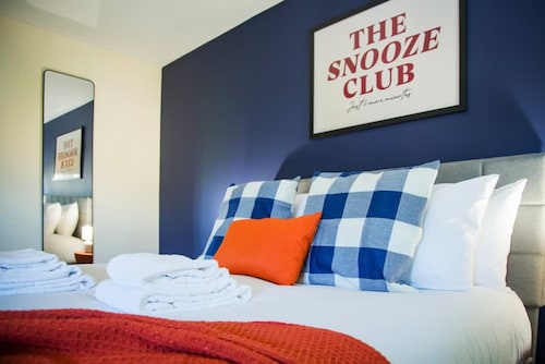 Comfy 3-bed City Home Parking Near Deansgate