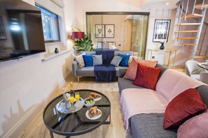 Apartment - Spacious 3-bed Retreat Modern Super Central (Manchester)