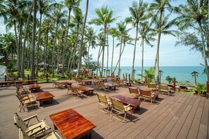 พรีเมียร์เต็นท์, วิวทะเล | ลานระเบียง/นอกชาน