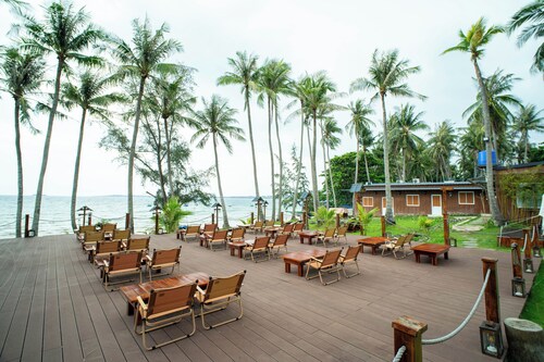 Nirvana Beach Villages