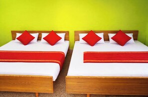 Allergikerbettwaren, Schreibtisch, schallisolierte Zimmer