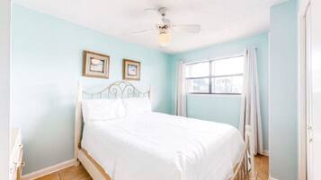 Signature Condo, 1 Bedroom, Patio, Garden View | Individually decorated, individually furnished, iron/ironing board
