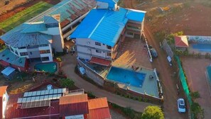 บริเวณภายนอก