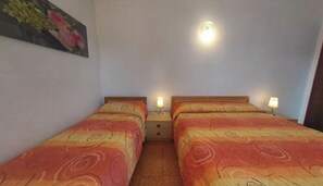 Apartment, 2 Bedrooms, Balcony, City View - Spacious Apartment With two Balconies (Lignano Sabbiadoro)
