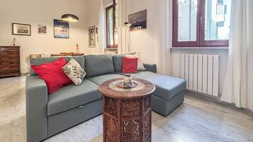 Apartamento, sacada | Área de estar