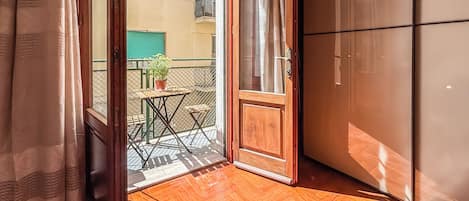 Apartment, Balcony | Interior