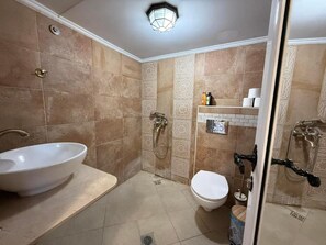 Apartment, 1 Bedroom, Smoking, Balcony | Bathroom - White Stone Apartments With Balcony (Sithonia)