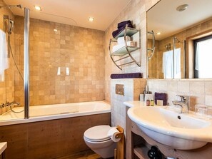 Bathroom - Charming 81m² Apt in Courchevel 1850 - Central, Near Slopes, Sleeps 4, Balconies, Luxury Amenities (Courchevel)