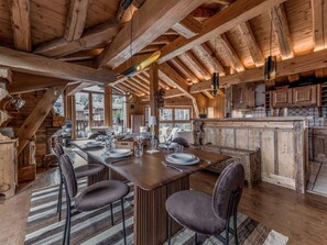 Dining - Cozy Chalet Courchevel 10 ppl, near center, spa, parking (Courchevel)