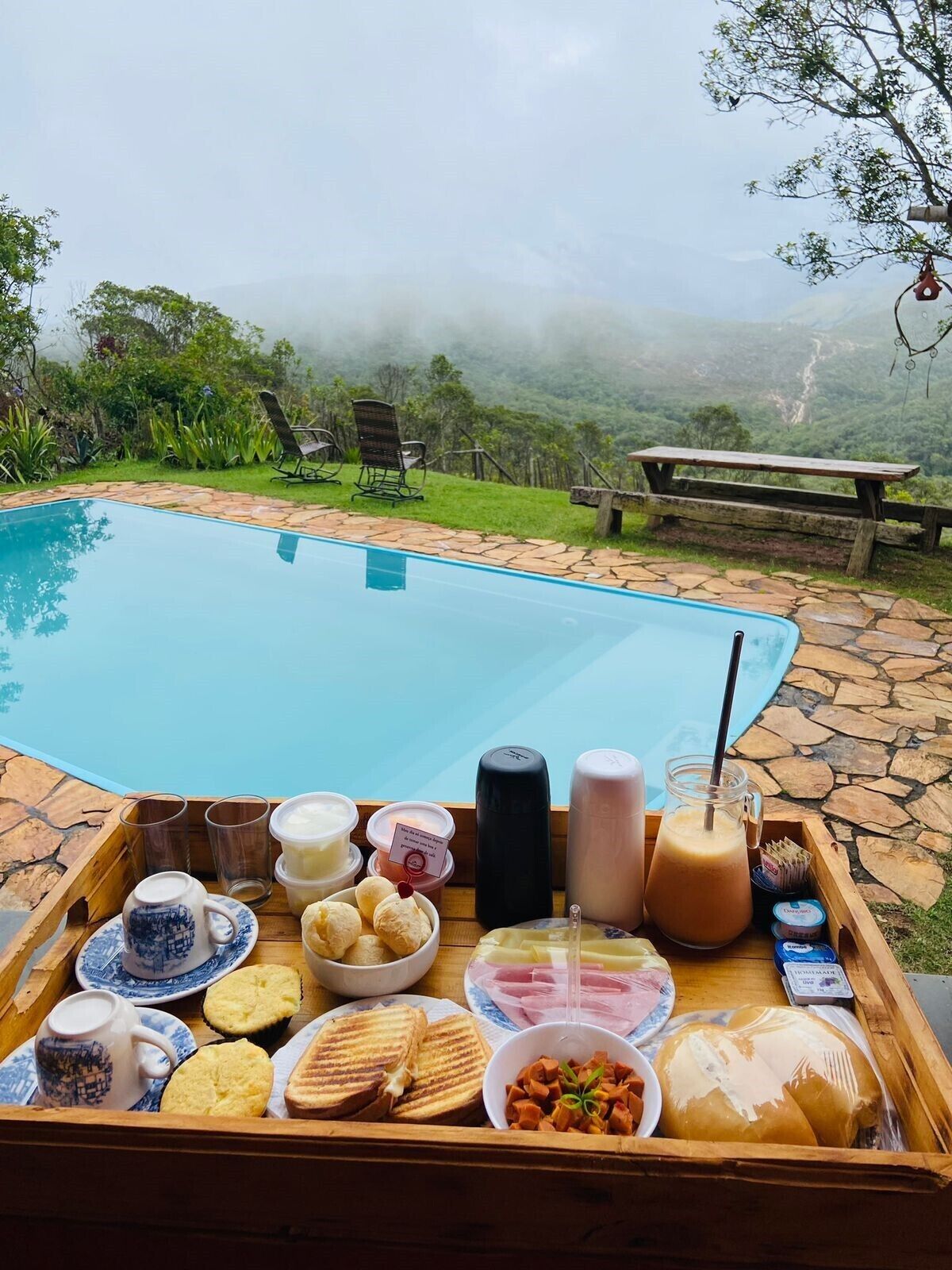 Comfort Suite, Mountain View | Pool | Outdoor pool