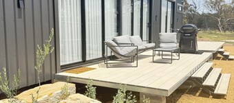 @Greymare - Stylish Secluded Hilltop Escape