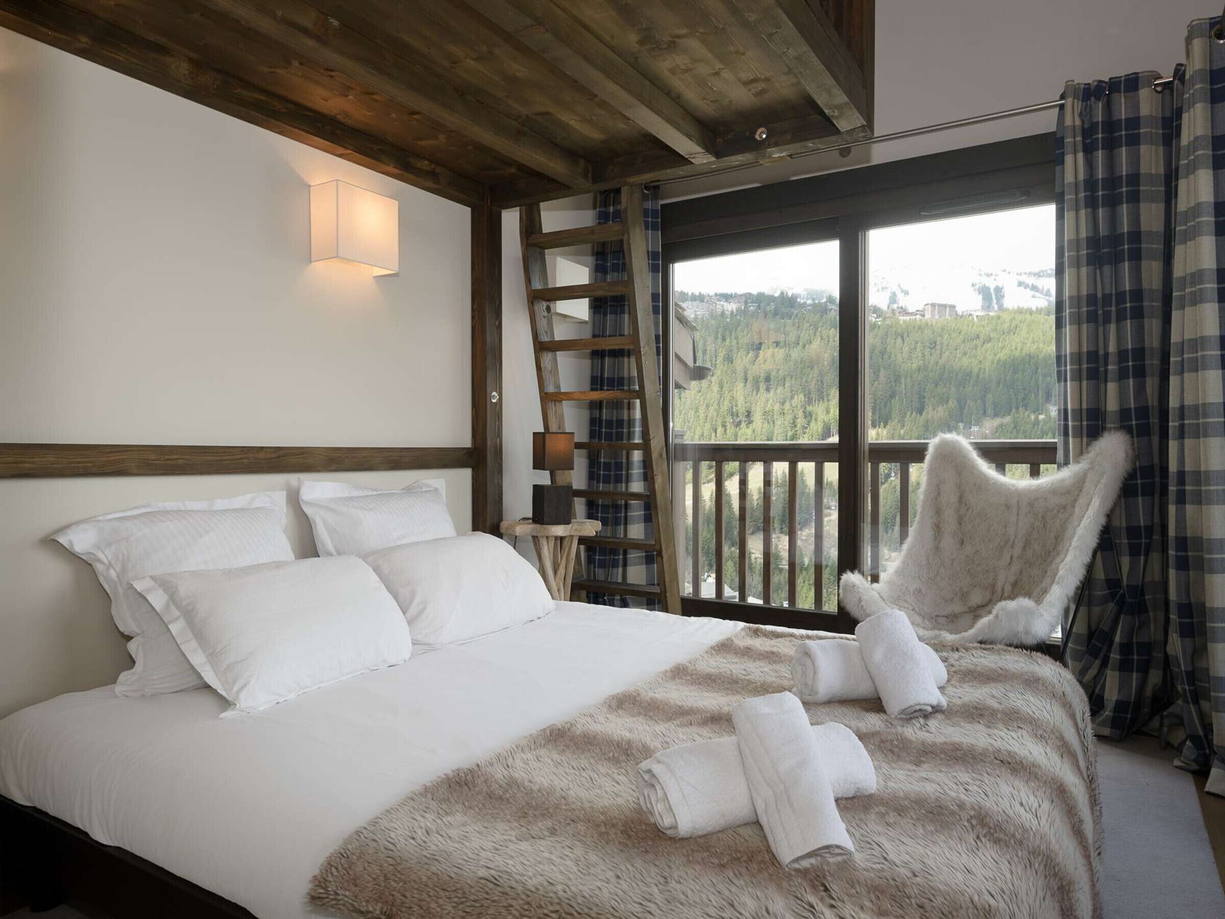 4 bedrooms, free WiFi