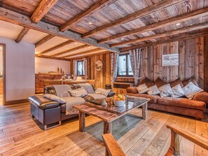 TV - Luxury 112m² Apt in Courchevel 1850 - Central Location - 6 Guests - Near Slopes (Courchevel)