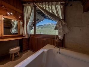 Bathroom - Duplex in Courchevel 1850, ski-in/out, 6 pers, parking included (Courchevel)