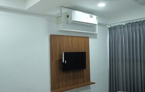 Executive Room - HOTEL KRISHNA INN (Ahmedabad)