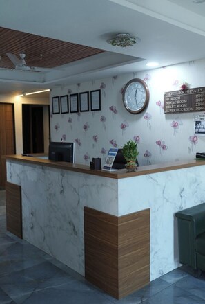 Reception - HOTEL KRISHNA INN (Ahmedabad)