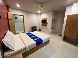 Room - Surbhi Grant  (Khatoo)