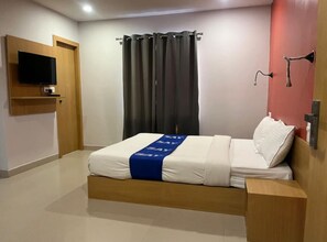 Room - Surbhi Grant  (Khatoo)