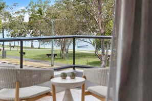 Property grounds - Varenna on Como; A Boutique luxury penthouse with sweeping water views in the heart of Noosaville (Noosa)
