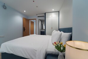 Double Room | Free WiFi - Smart Home city by Convinia (ho chi minh)