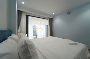 Room - Smart Home city by Convinia (ho chi minh)