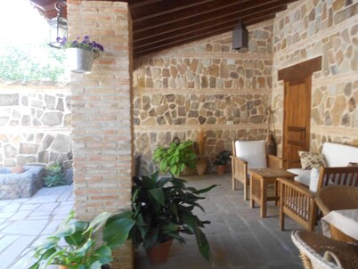 Casa Rural Las Navillas: vistas a la montaña, Wi-Fi y aire acondicionado