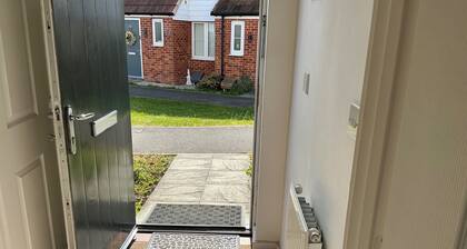 House Sleeps 8 With Wifi