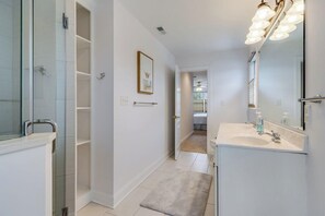 Bathroom - **New 2026 Rental** Enjoy Mcfee in Downtown! (Lewes)