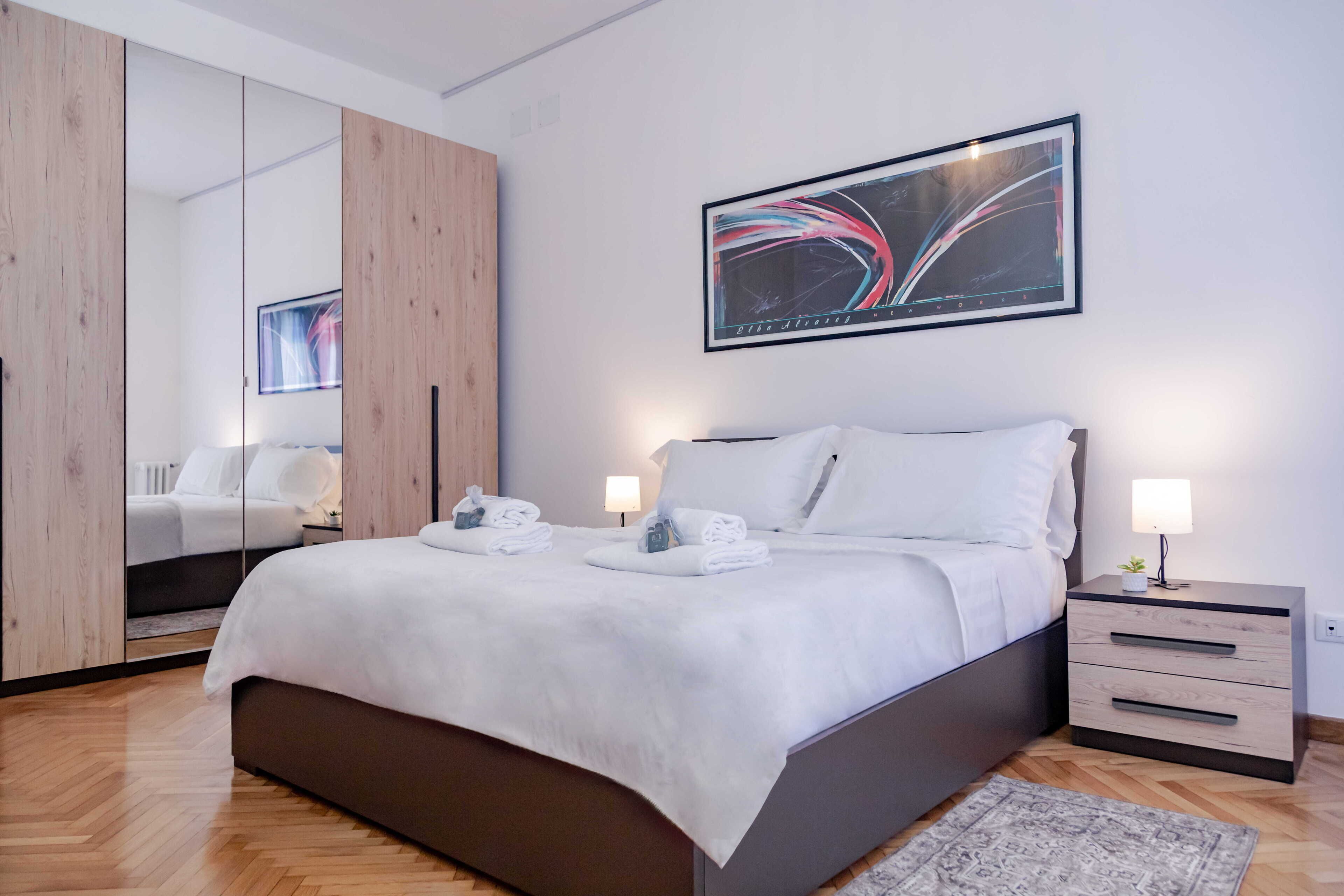 Classic-Apartment, Balkon | Schreibtisch, laptopgeeigneter Arbeitsplatz