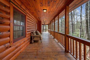 Terrace/patio - Fightingtown Creek Cabin (Blue Ridge)