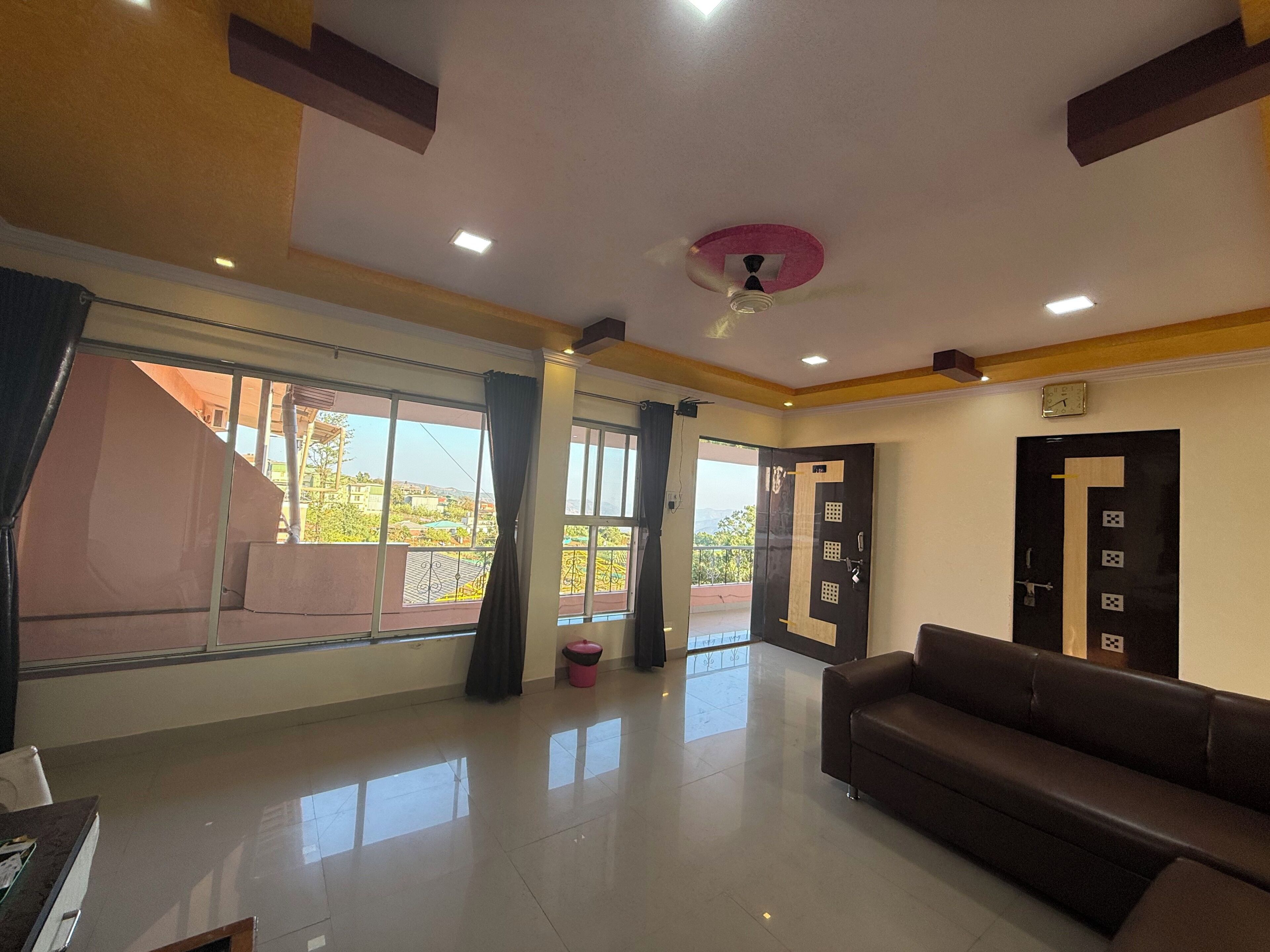 Exclusive Suite | Living area