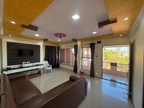 Exclusive Suite | Living area - Hotel Mahabaleswer Mount View (Mahabaleshwar)