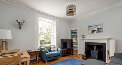 Edinburgh - Stockbridge Colony Flat