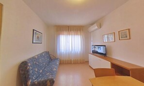 Apartment, 3 Bedrooms, Balcony, City View | Room amenity - Functional Flat for a Hassle Free Family Stay (Lignano Sabbiadoro)