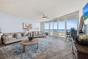 TV - Caribe Resort 911D by Liquid Life (Orange Beach)