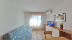 Apartment, 3 Schlafzimmer, Balkon, Stadtblick | Zimmerausstattung
