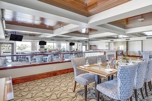 Apartment (2 Bedrooms) | Interior - Pool Access & Patio! Palm Desert Golf Retreat (Palm Desert)