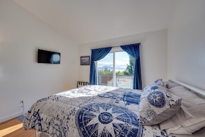 House (3 Bedrooms) | Interior - < 1 Mi to Pioneer Ave: Homer Base w/ Fire Pit! (Homer)