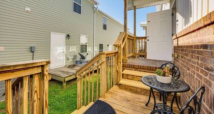 3 Mi to Fsu! Pet-friendly Townhome w/ Pool Access