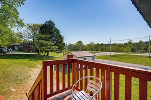 Apartment (1 Bedroom) | Interior - 1 Mi to SAU & Mckee Foods Campus! Condo w/ Balcony (Ooltewah)