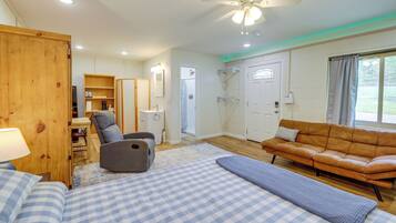 Apartment (0 Bedroom) | Interior