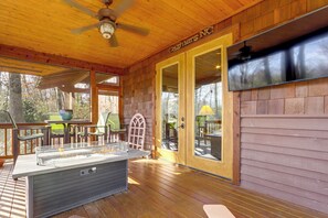 House (1 Bedroom) | Interior - Mountain Retreat w/ Community Perks in Glenville! (Glenville)