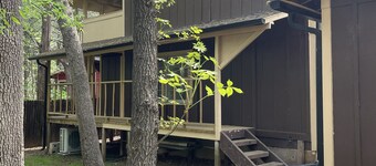 Renovated Lake Texoma Cabin · Glamping · Boat Parking · Nature Views · 1Hr DFW