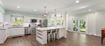 Spacious Family Getaway on Apple Orchard in Hugo!