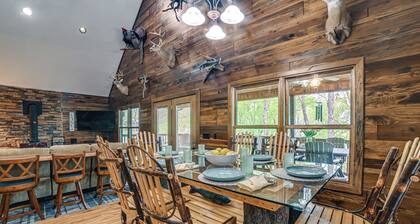 Lake Barkley Fishing Getaway w/ Private Dock!