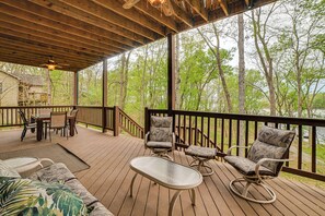 Interior - Lake Barkley Fishing Getaway w/ Private Dock! (Cadiz)