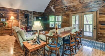 Lake Barkley Fishing Getaway w/ Private Dock!